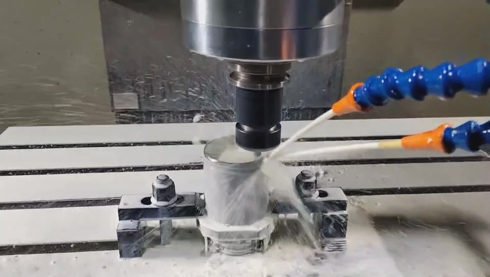 La forma en que el mecanizado de precisión CNC mejora la precisión