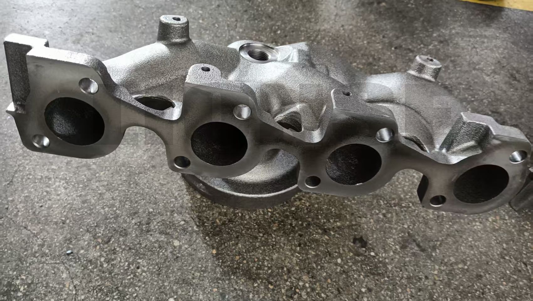 ¿Cuáles son las ventajas de fundir colectores de escape?