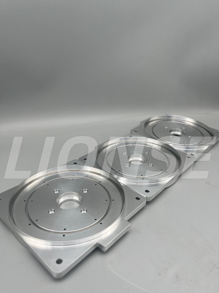 ¿Por qué elegimos aluminio 6061-T6 para placas de accesorios de guía de luz?