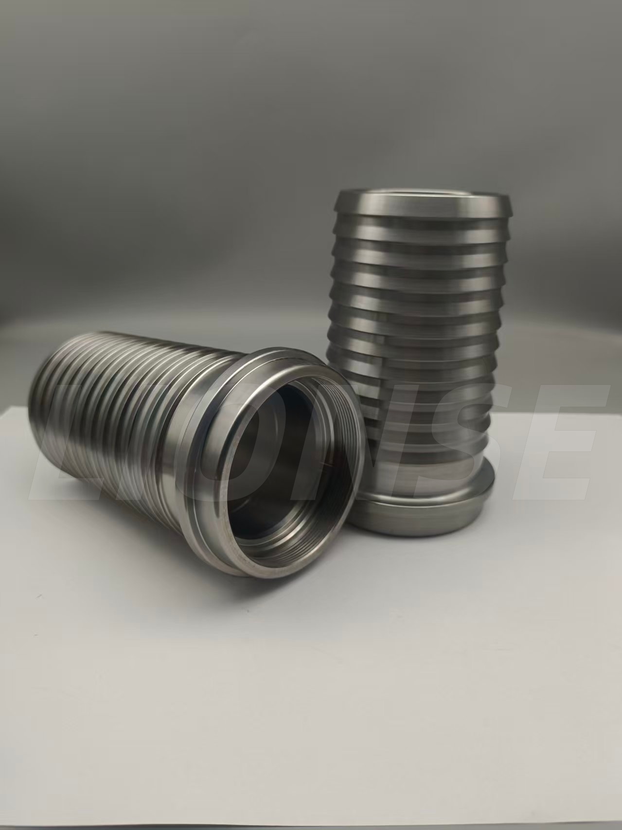 Mecanizado CNC y torneado de piezas de acero inoxidable