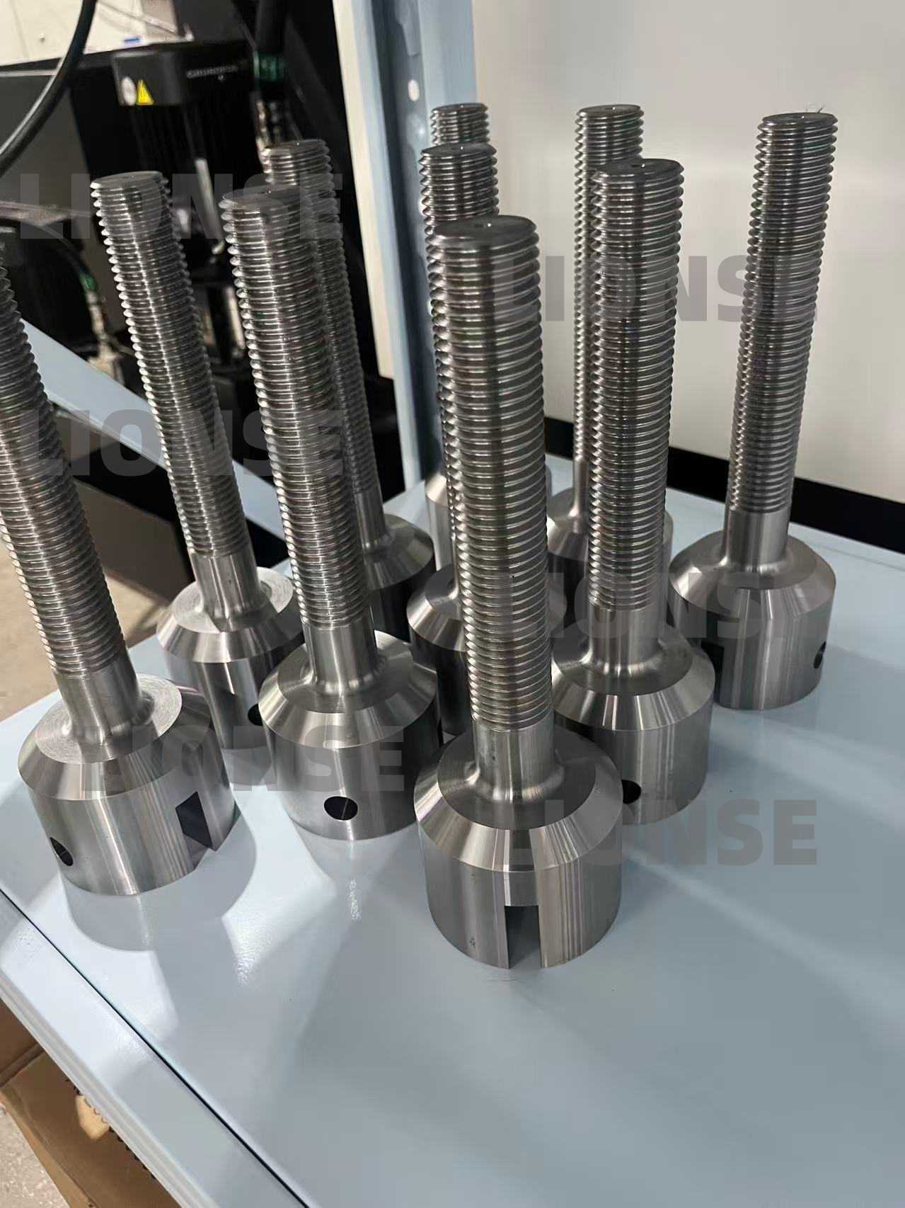 Pernos tensores de cadena mecanizados por CNC personalizados